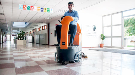 zemin cilası uygulama, zemin temizliği makinesi, zemin temizliği robotu, temizlik hizmetleri